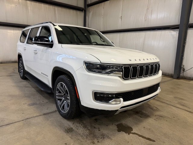 2023 Jeep Wagoneer