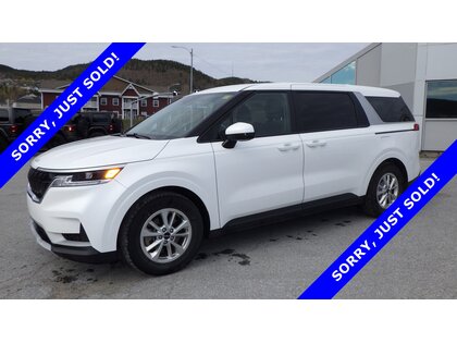 2022 Kia Carnival LX FWD