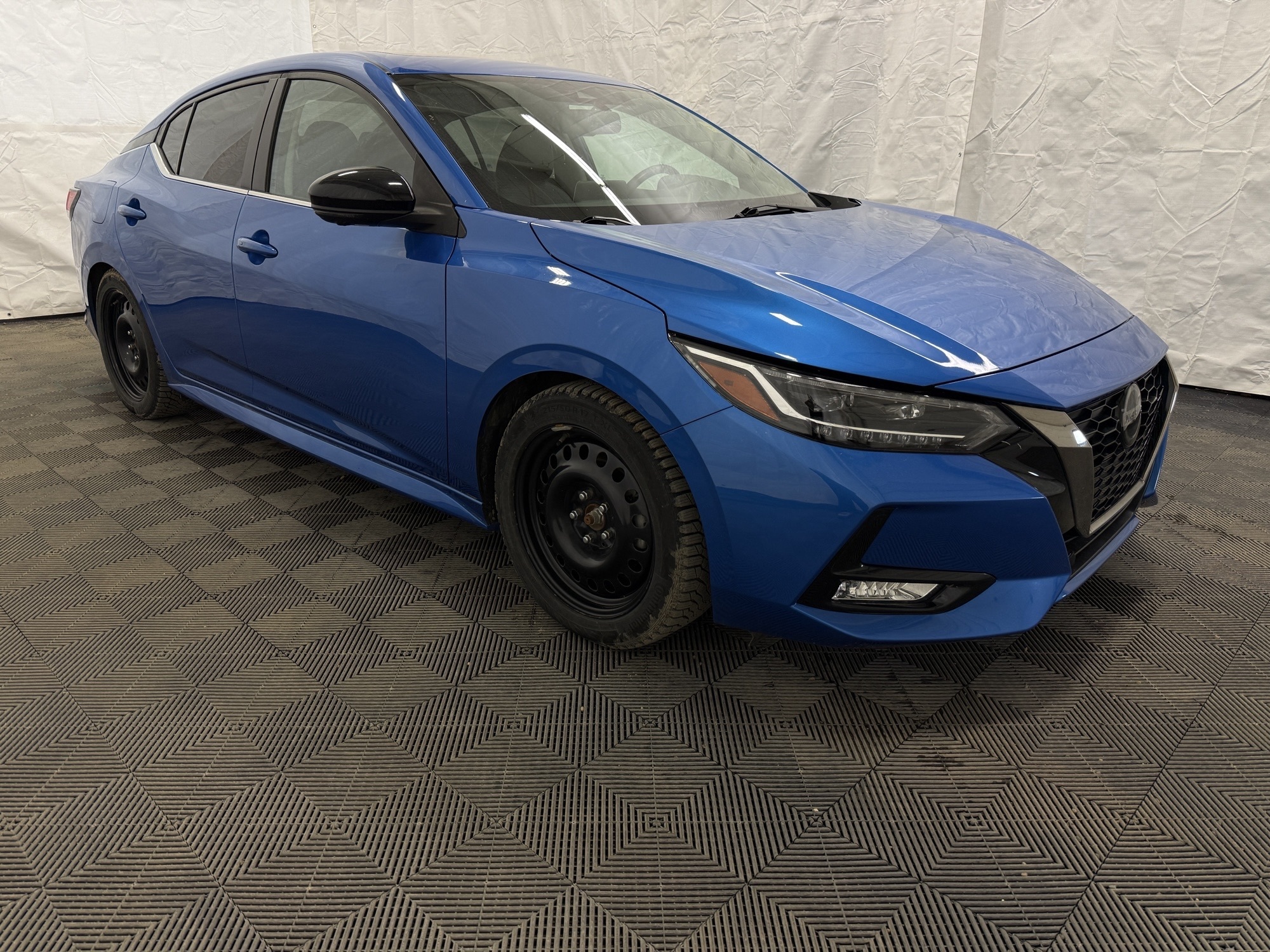 Blue 2021 Nissan Sentra SR FWD Sedan Front-Wheel Drive