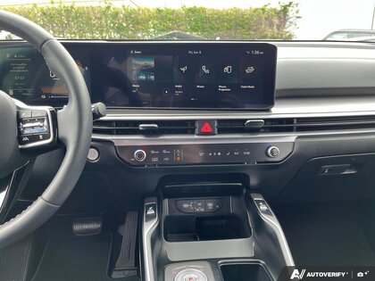used 2025 Kia Sorento Plug-In Hybrid car, priced at $48,888