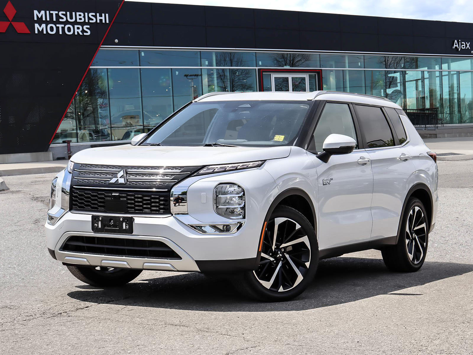 2024 Mitsubishi Outlander Hybrid
