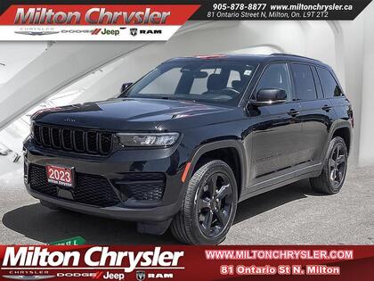 2023 Jeep Grand Cherokee Altitude 4WD