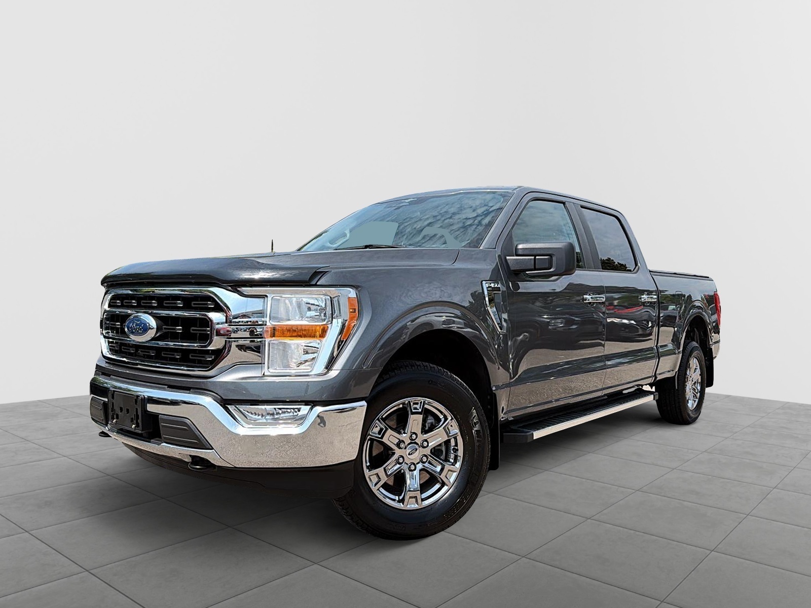 Gray 2023 Ford F-150 XLT SuperCrew 4WD Pickup Truck Four-Wheel Drive Automatic
