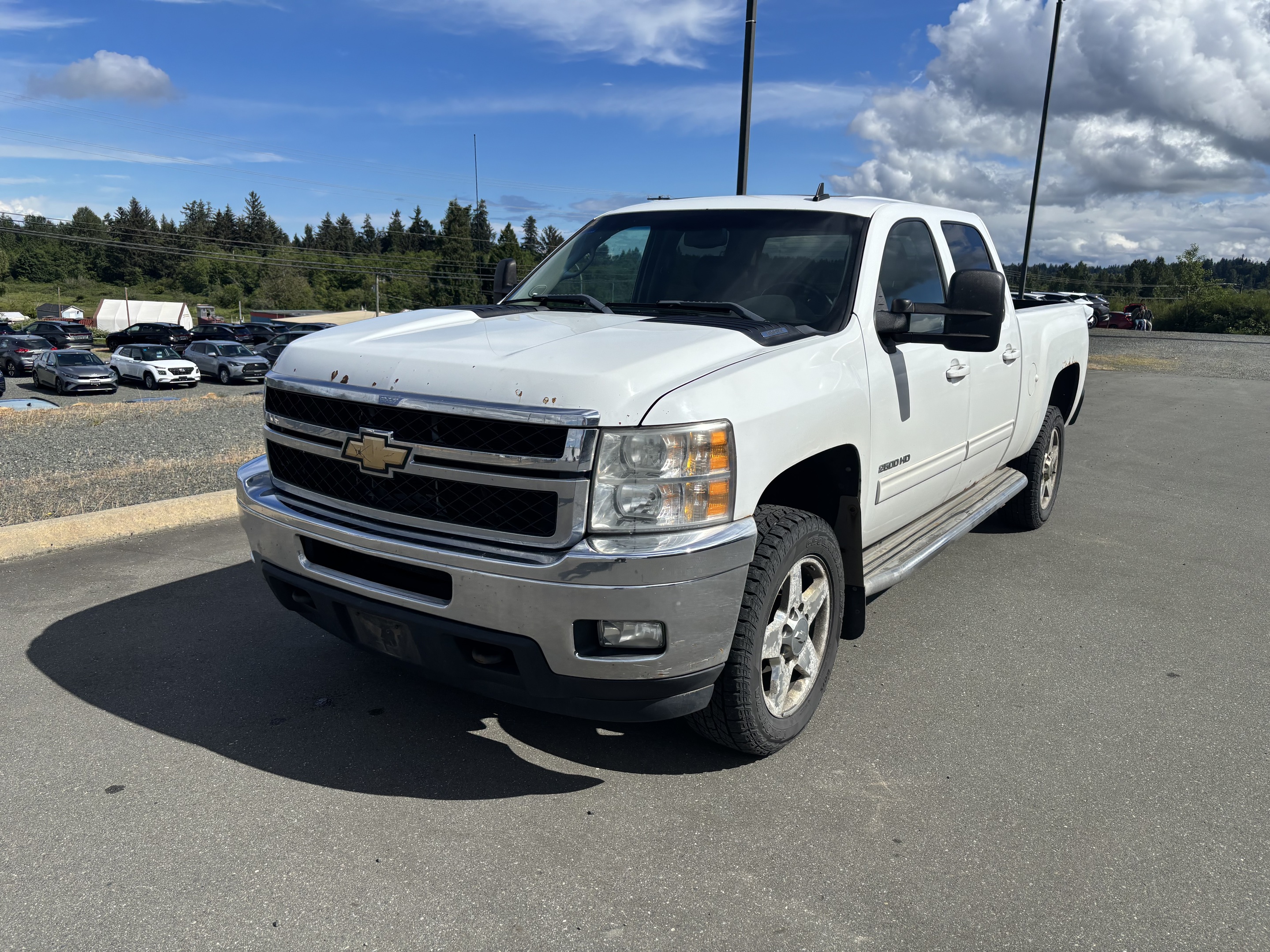 2011 Chevrolet Silverado 2500HD LTZ Crew Cab 4WD Pickup Truck Four-Wheel Drive 6-Speed Automatic