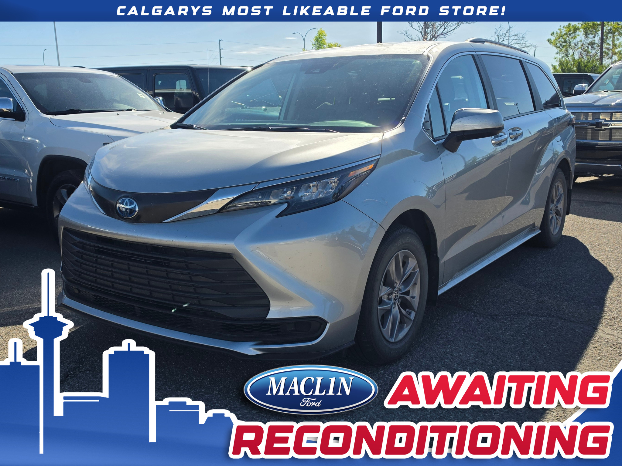 Silver 2024 Toyota Sienna LE 8-Passenger AWD Minivan All-Wheel Drive Continuously Variable Transmission