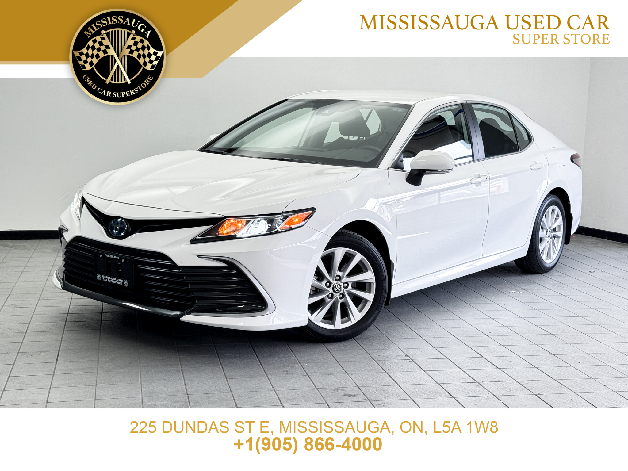 2024 Toyota Camry Hybrid HYBRID LE Auto