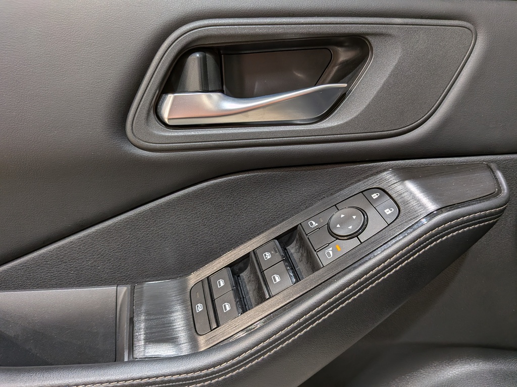Nissan Rogue 2024