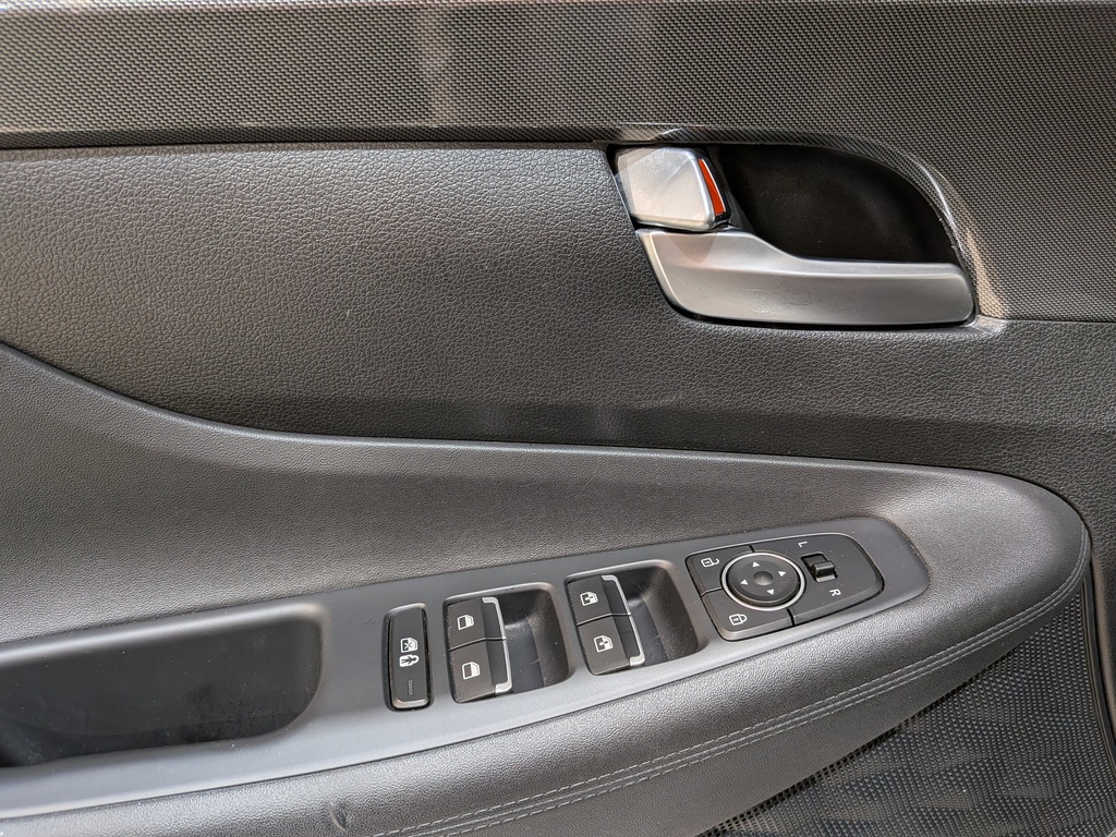 Hyundai Santa Fe 2023
