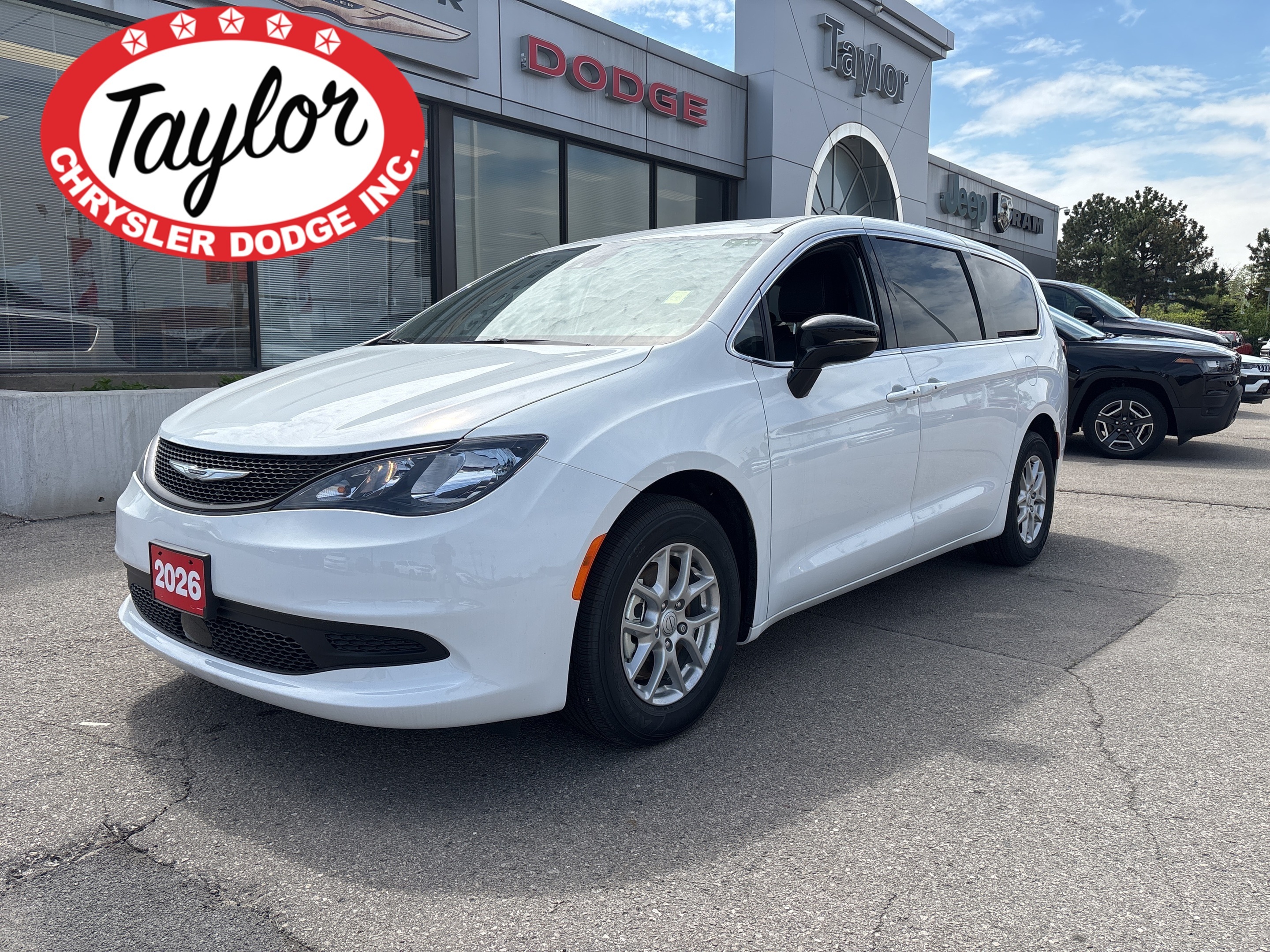 2026 Chrysler Grand Caravan SXT FWD