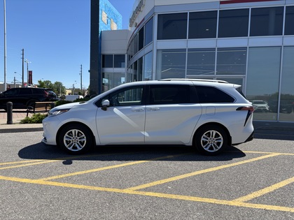 used 2022 Toyota Sienna car, priced at $52,995