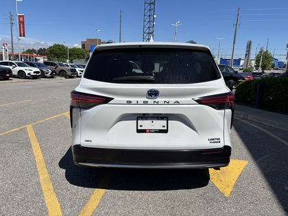 used 2022 Toyota Sienna car, priced at $52,995