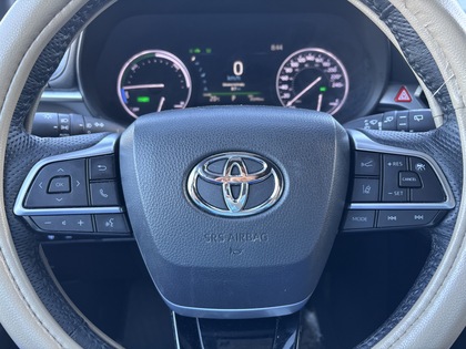 used 2022 Toyota Sienna car, priced at $52,995