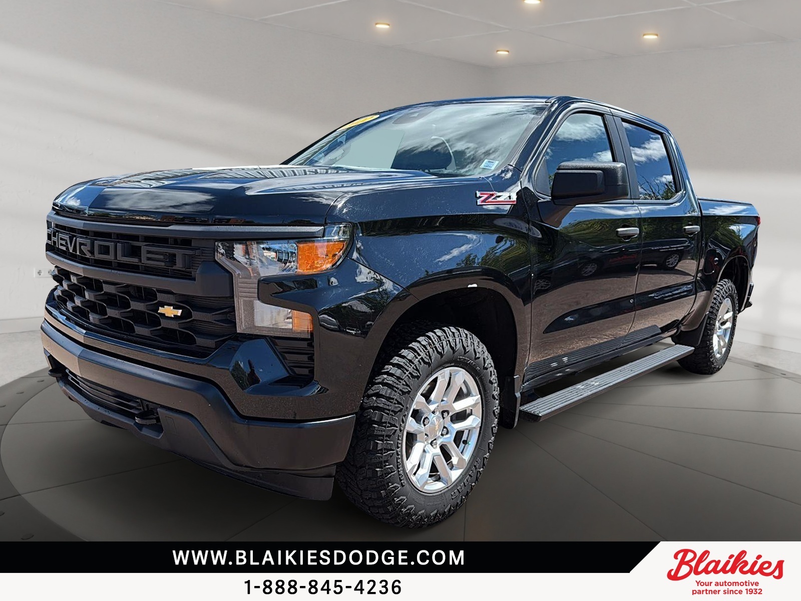Black 2022 Chevrolet Silverado 1500 Work Truck Crew Cab 4WD Pickup Truck Four-Wheel Drive 8-Speed Automatic