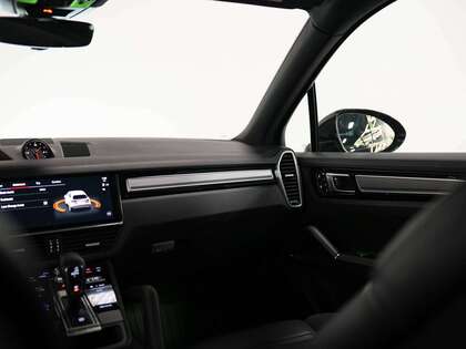 used 2023 Porsche Cayenne car