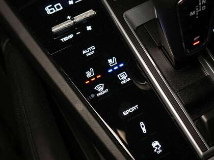 used 2023 Porsche Cayenne car