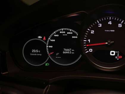 used 2023 Porsche Cayenne car