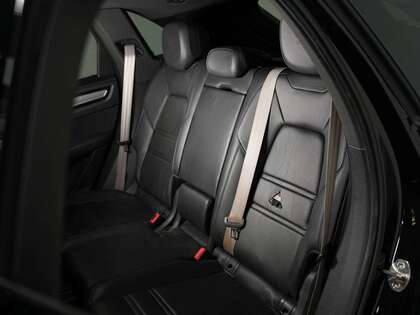 used 2023 Porsche Cayenne car