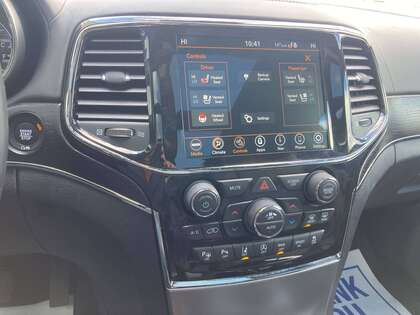 used 2021 Jeep Grand Cherokee car, priced at $35,900