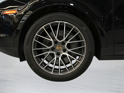 used 2023 Porsche Cayenne car