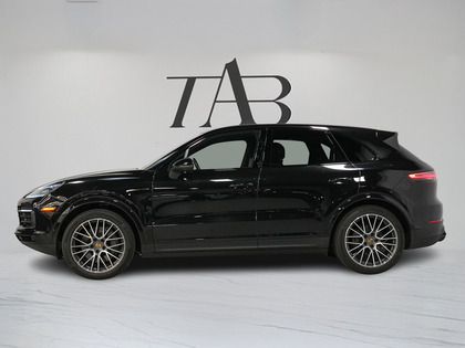used 2023 Porsche Cayenne car