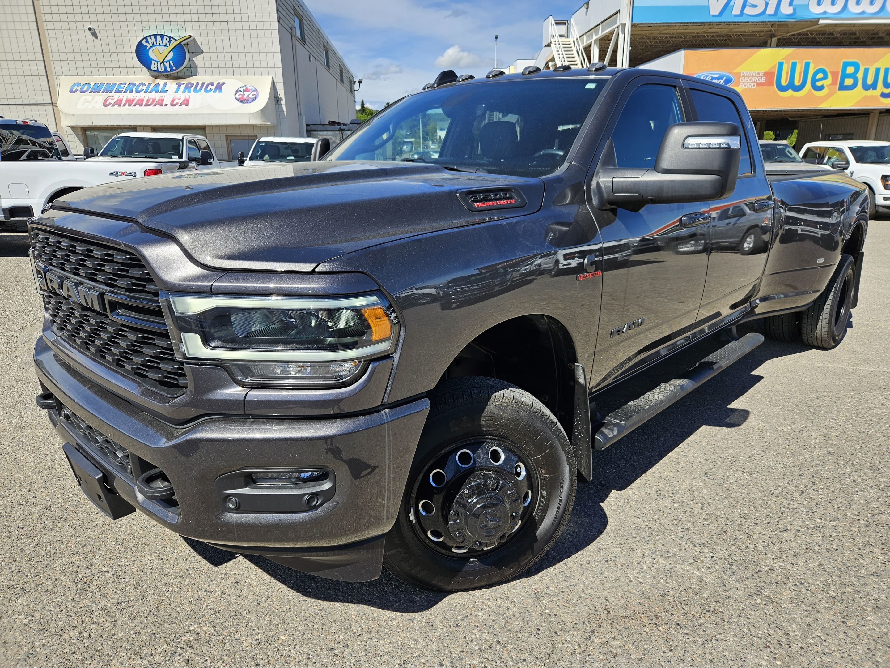 2024 RAM 3500 Big Horn Crew Cab LB DRW 4WD