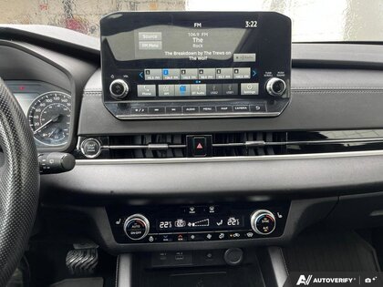 used 2022 Mitsubishi Outlander car, priced at $23,987