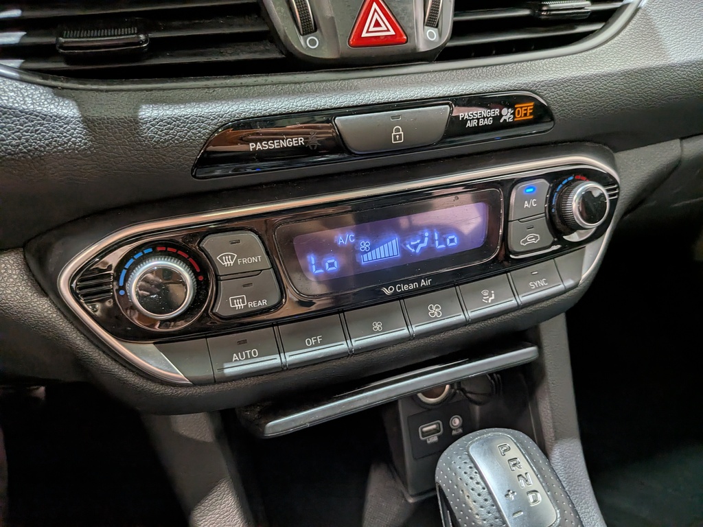 Hyundai Elantra GT 2019