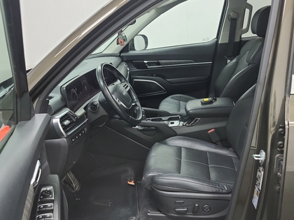 used 2023 Kia Telluride car, priced at $45,810