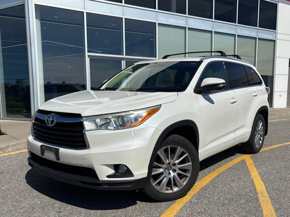 used 2016 Toyota Highlander car, priced at $24,995