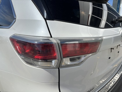 used 2016 Toyota Highlander car, priced at $24,995
