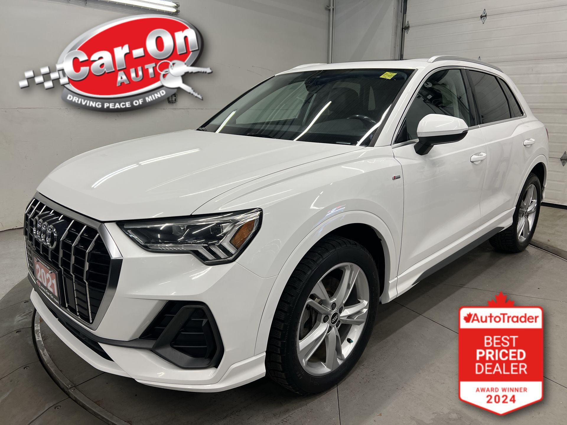 White 2021 Audi Q3 quattro Progressiv 45 TFSI SUV / Crossover Automatic