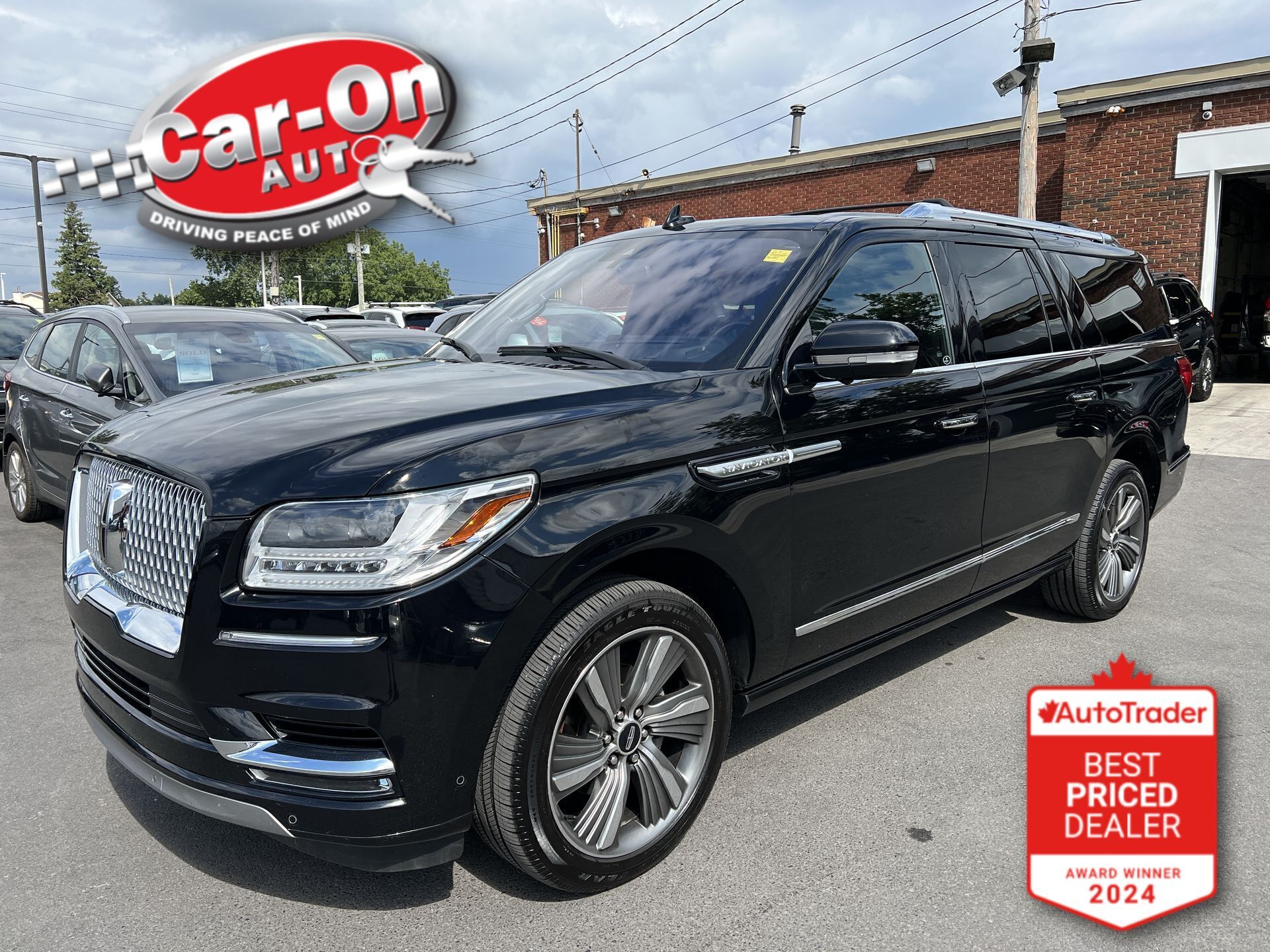 Black 2018 Lincoln Navigator L Reserve 4WD SUV / Crossover Four-Wheel Drive Automatic