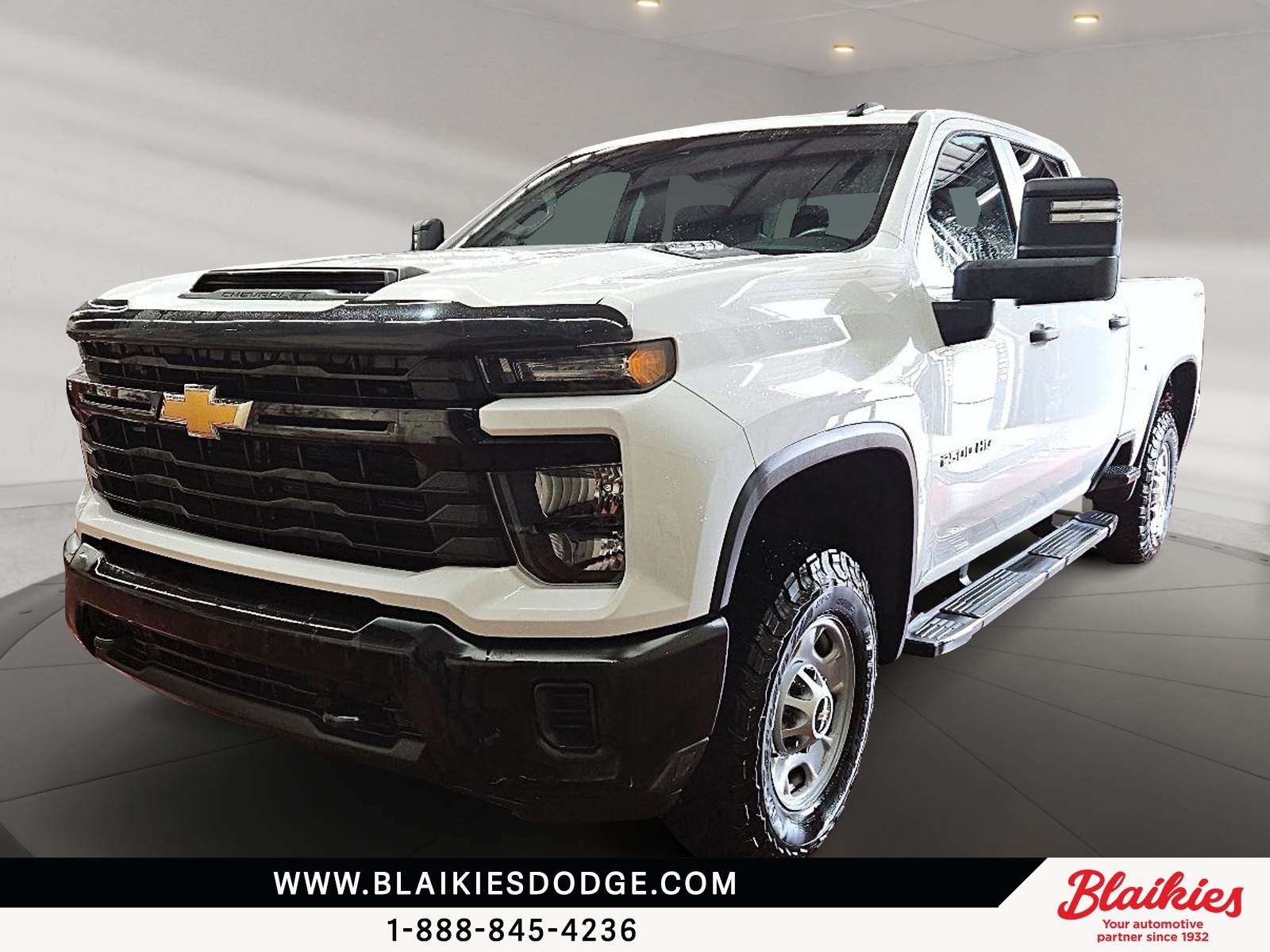 White 2024 Chevrolet Silverado 2500HD Work Truck Crew Cab 4WD Pickup Truck Four-Wheel Drive Automatic