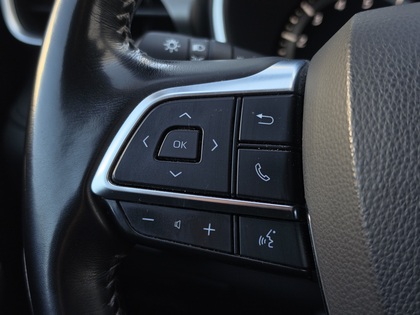 used 2021 Toyota Highlander car, priced at $39,995