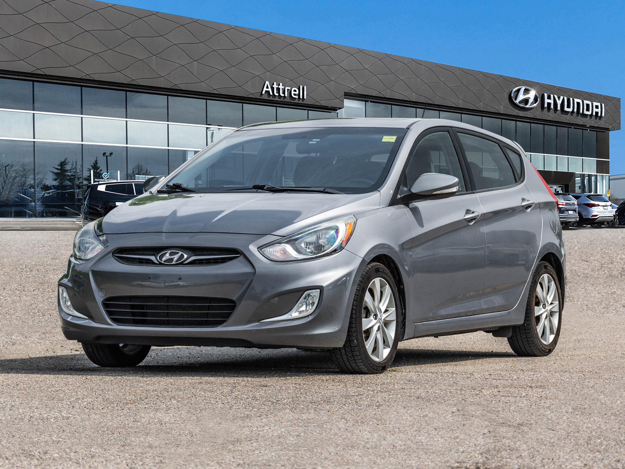 Gray 2014 Hyundai Accent GLS 4-Door Hatchback FWD Hatchback 6-Speed Automatic