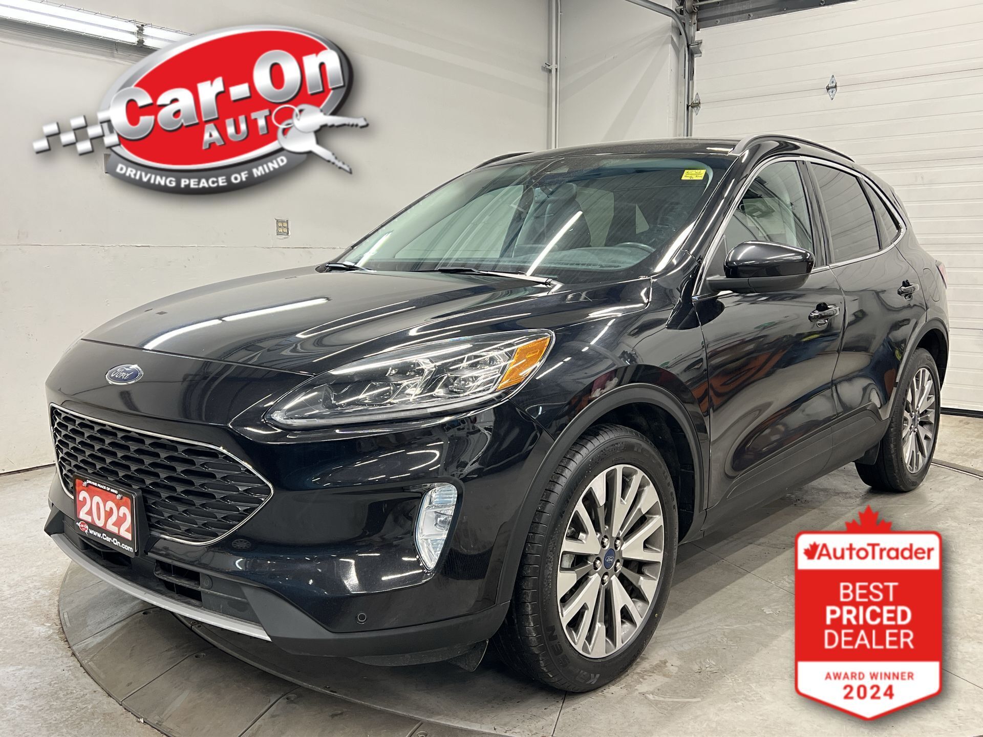 Black 2022 Ford Escape Titanium AWD SUV / Crossover All-Wheel Drive Automatic