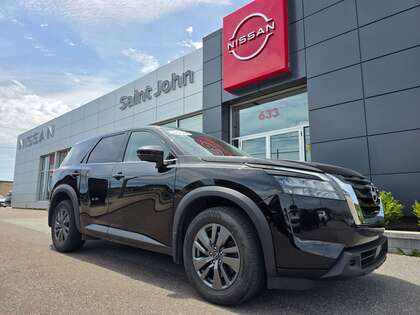 Black 2024 Nissan Pathfinder S 4WD SUV / Crossover All-Wheel Drive 9-Speed Automatic
