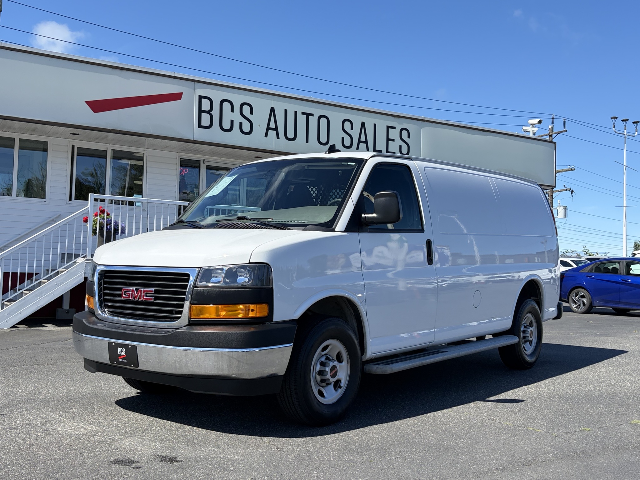 2023 GMC Savana