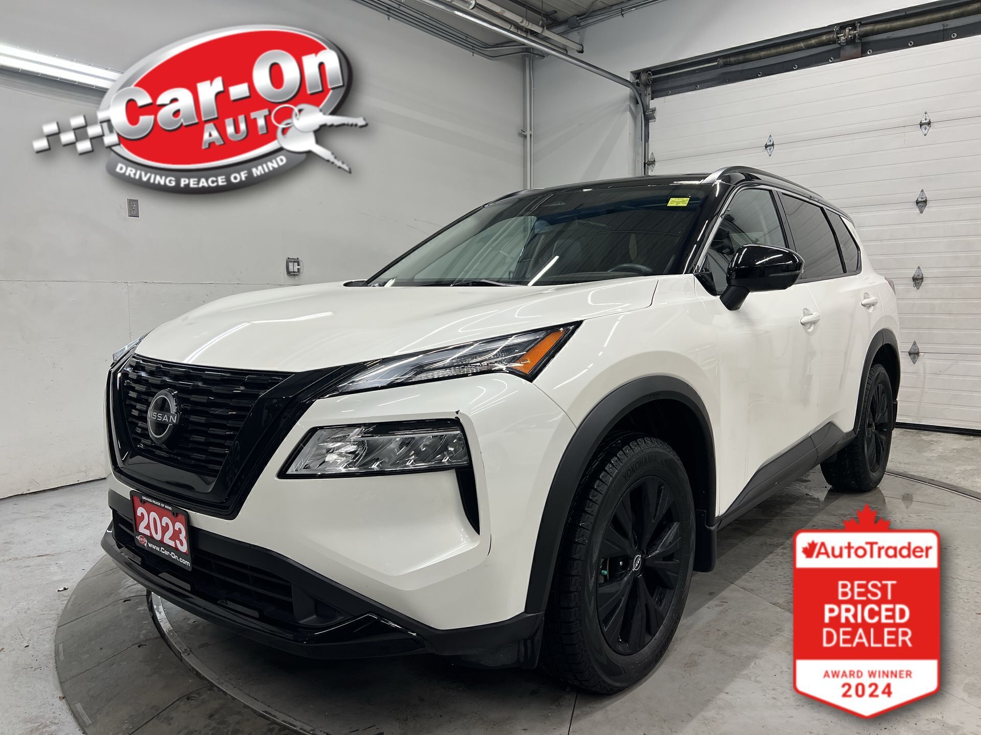 White 2023 Nissan Rogue SV Midnight Edition AWD SUV / Crossover Automatic