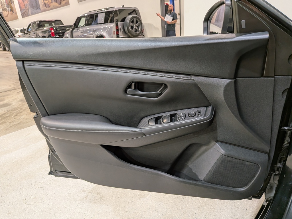 Nissan Sentra 2024