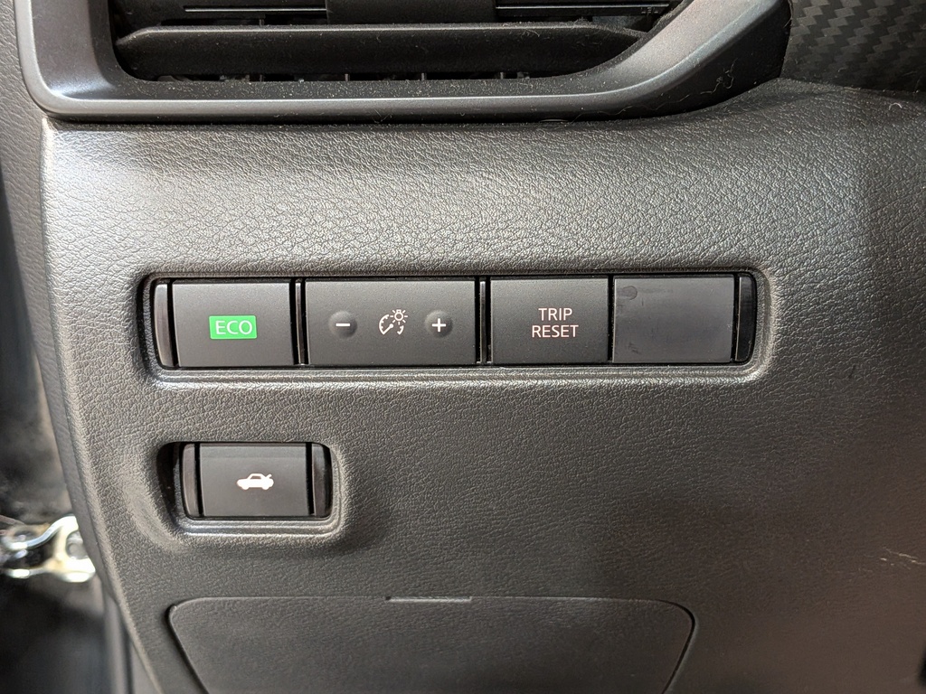 Nissan Sentra 2024