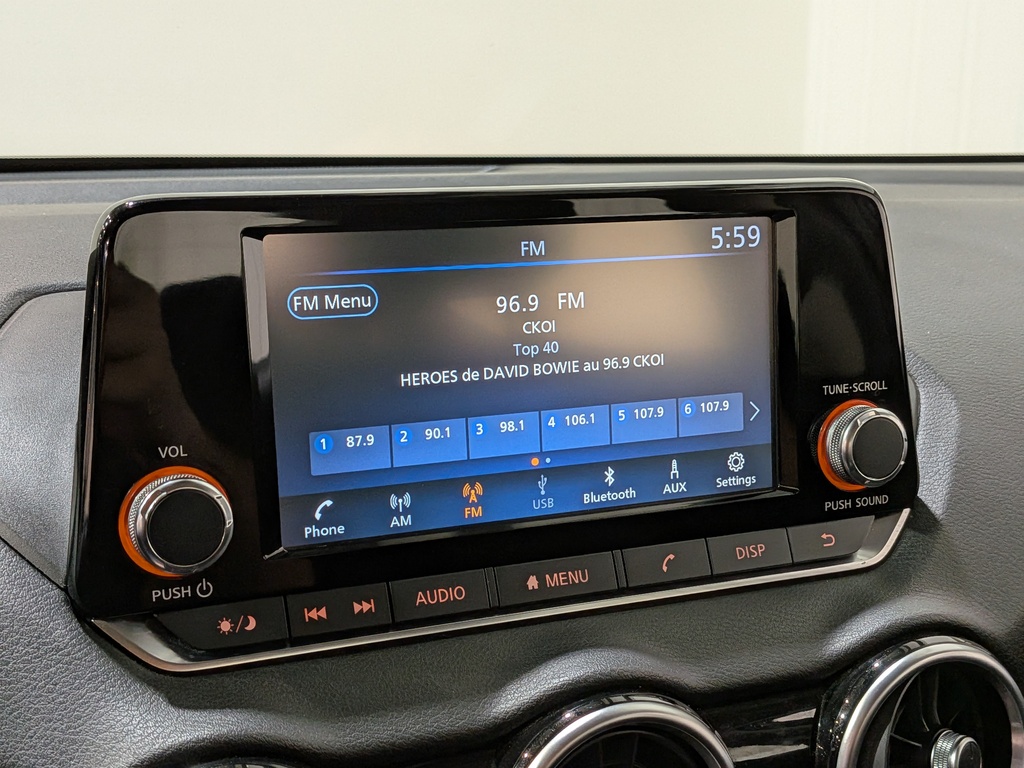 Nissan Sentra 2024