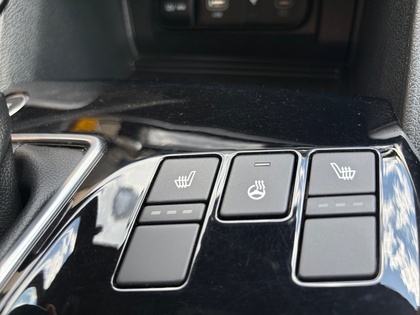 used 2025 Kia Sportage car, priced at $33,901