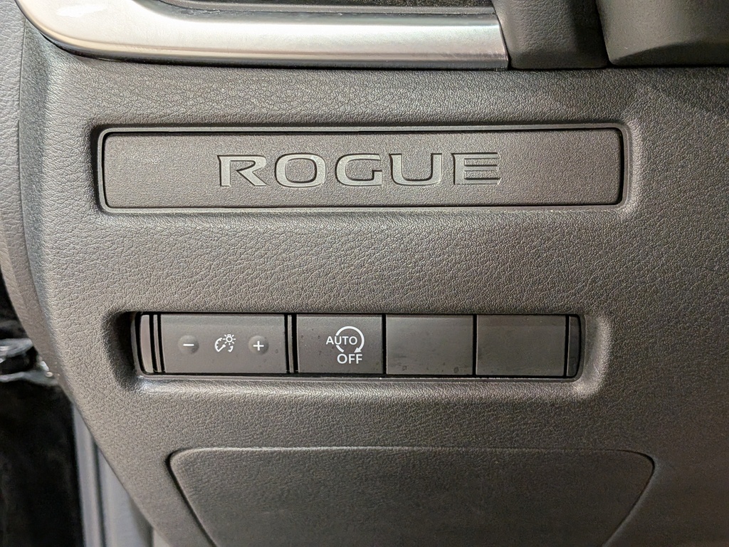 Nissan Rogue 2024