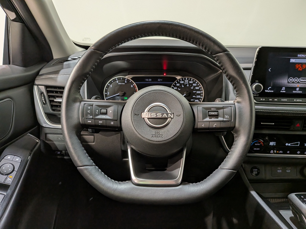 Nissan Rogue 2024