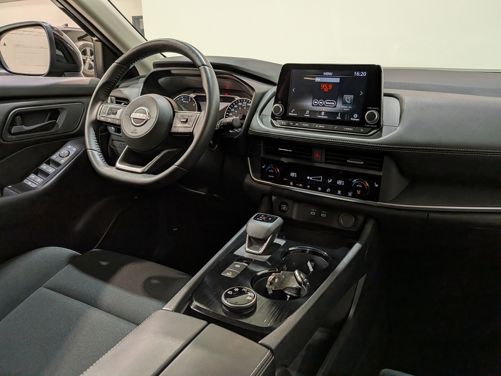 Nissan Rogue 2024