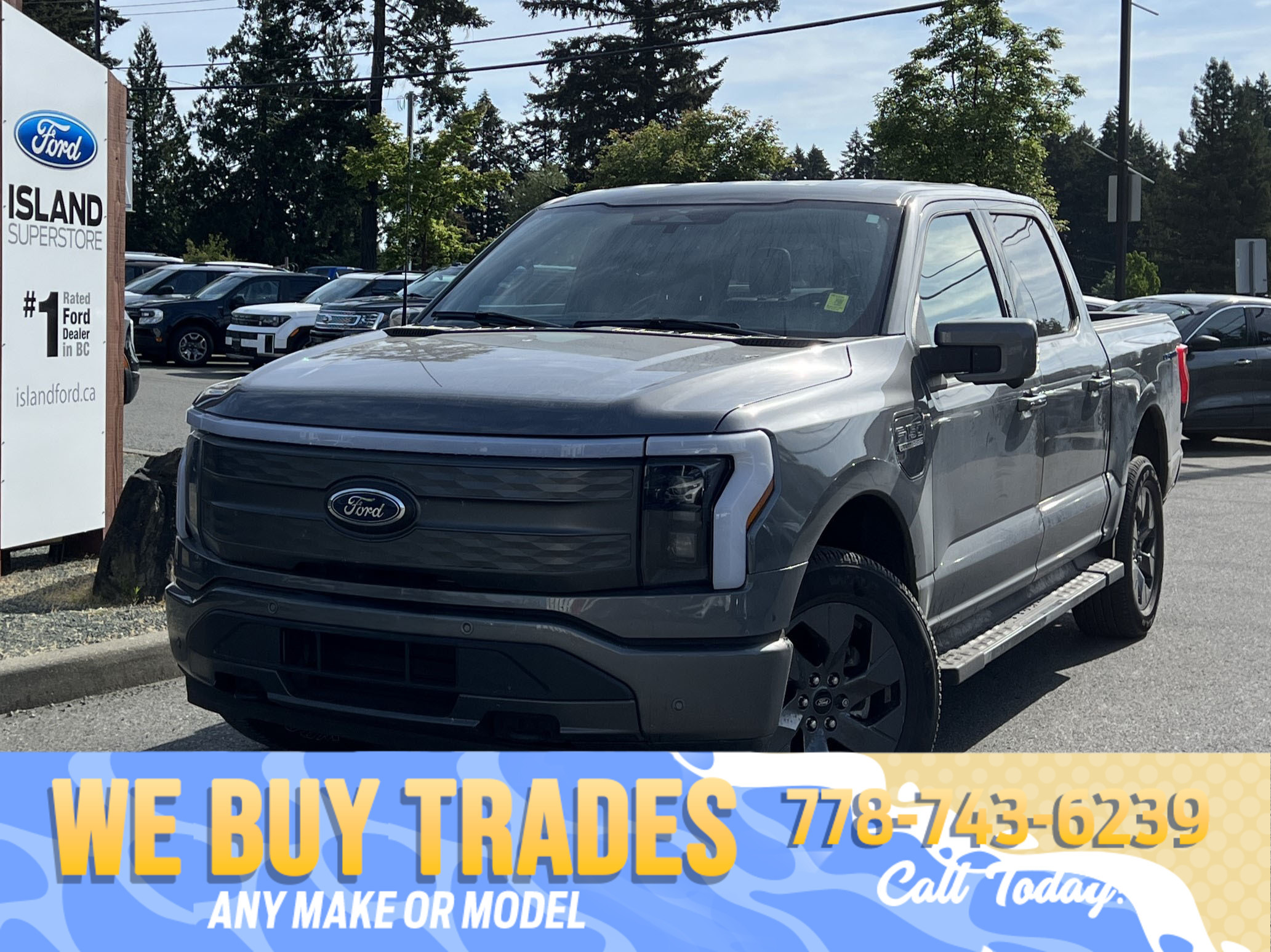 2023 Ford F-150 Lightning Lariat SuperCrew AWD