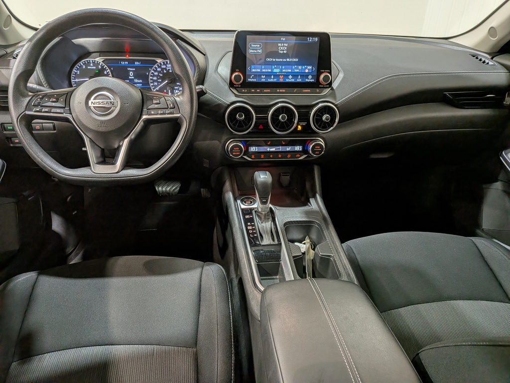 Nissan Sentra 2023