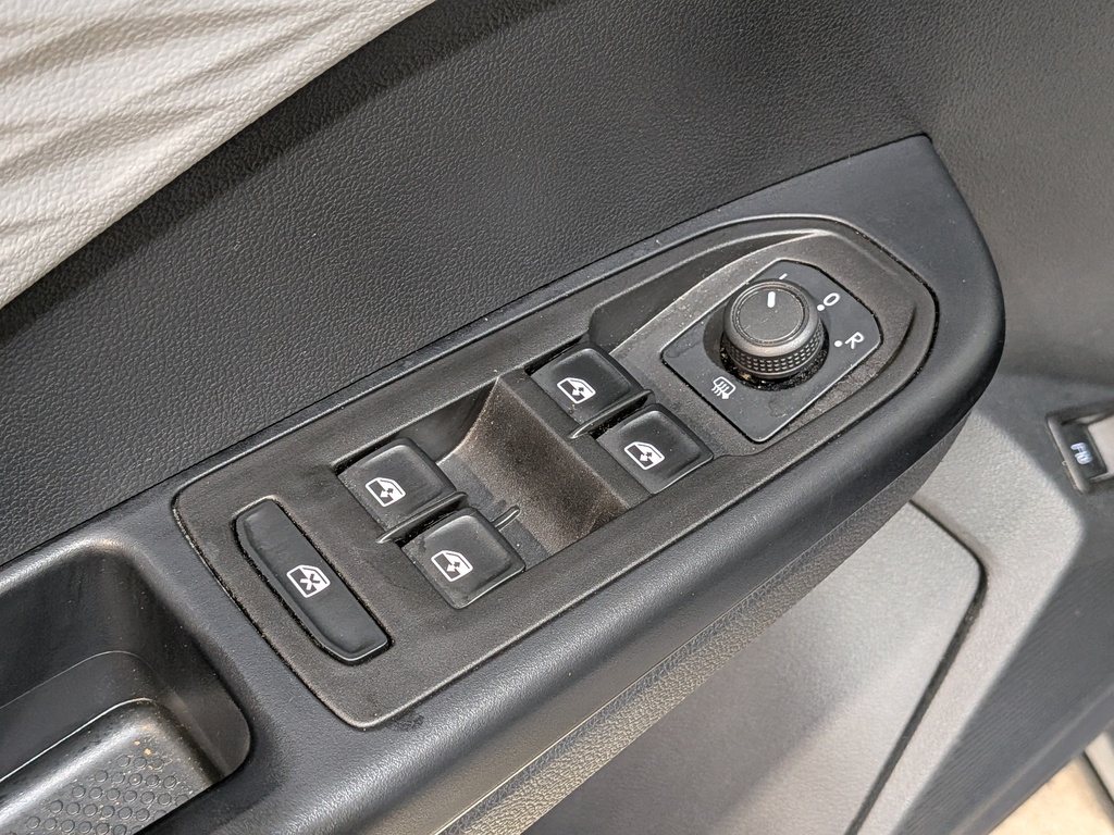 Volkswagen Taos 2024