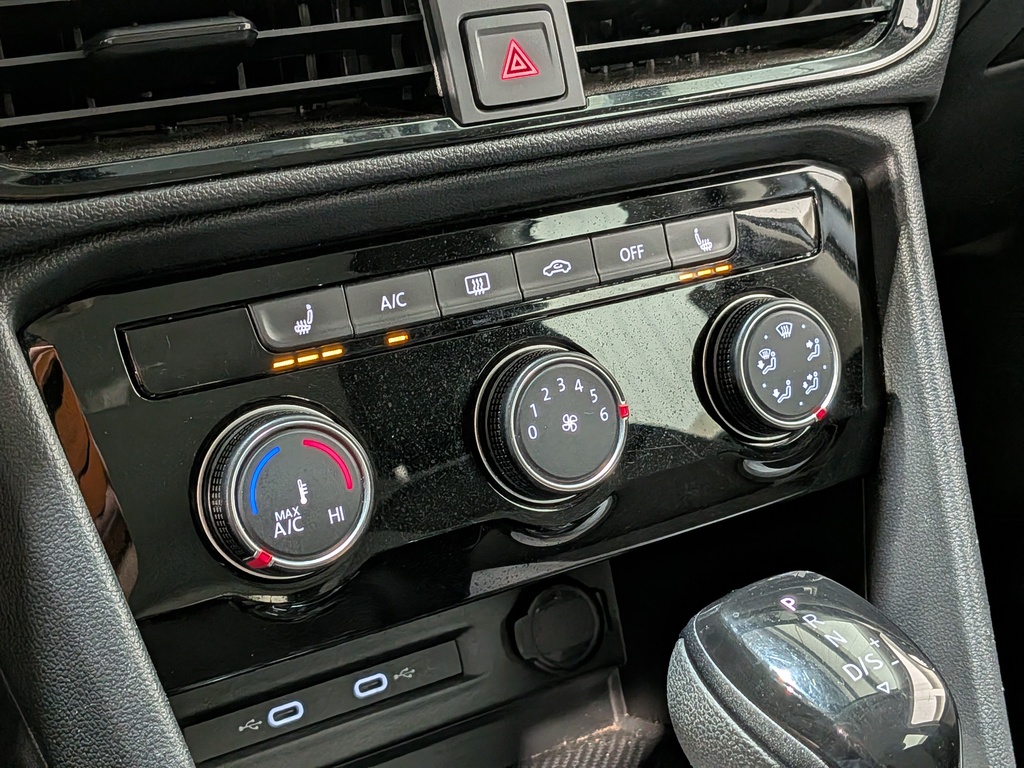 Volkswagen Taos 2024